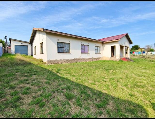6 BEDROOM HOUSE FOR SALE IN NORTHCREST